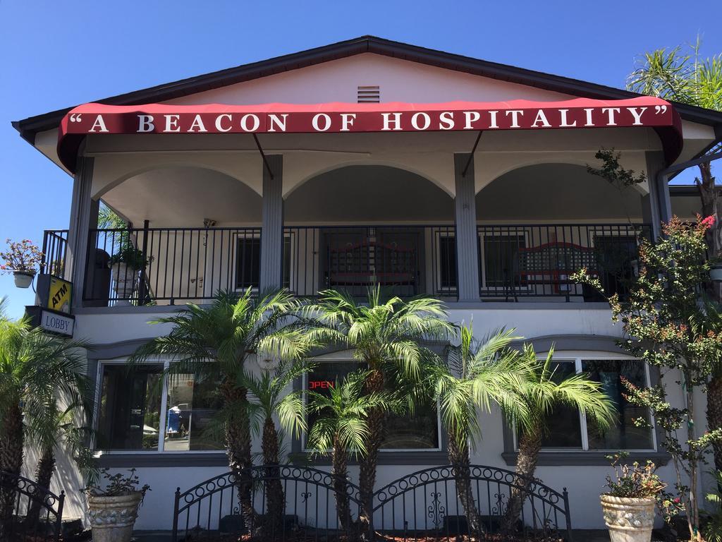 Harbor Inn & Suites Oceanside Exterior photo